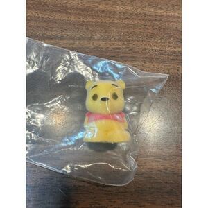 New Disney Special Edition Flocked Pooh Ooshie